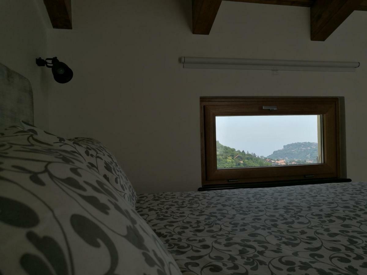 アジェーロラ Songbird Bed & Breakfast エクステリア 写真